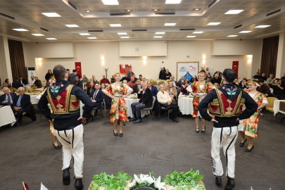 Kocaeli İzmit’te Dünya Türk Dili Ailesi Günü&nbsp; anlamlı bir programla kutlandı