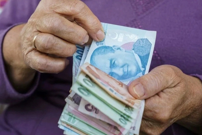 Bakan Işıkhan duyurdu... Emekli Sandığı zam farkları ve ek ödemeler hesaplara yatıyor