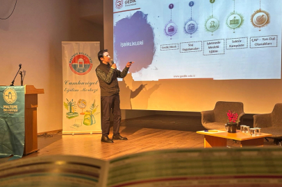 Maltepe'de öğrencilerin eğitim ve kariyer yolculuklarında destek