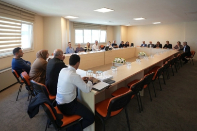 İstanbul Maltepe'de yetkilileriyle muhtarlar bir araya geldi